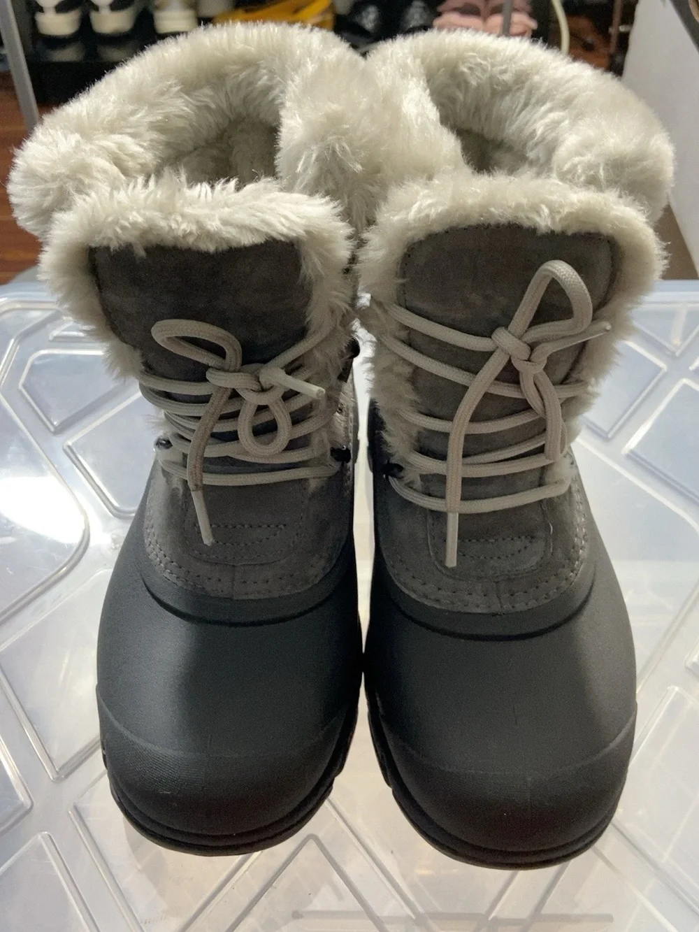 SOREL Snow Angel Lace Waterproof Winter Boots Women’s Size 7 Charcoal Gray